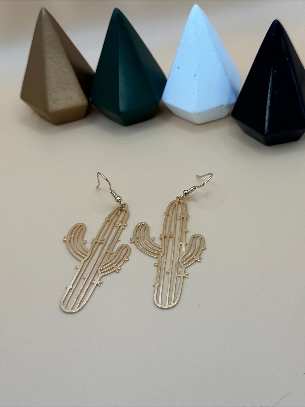🌵 Lightweight Gold Cactus Statement Earrings